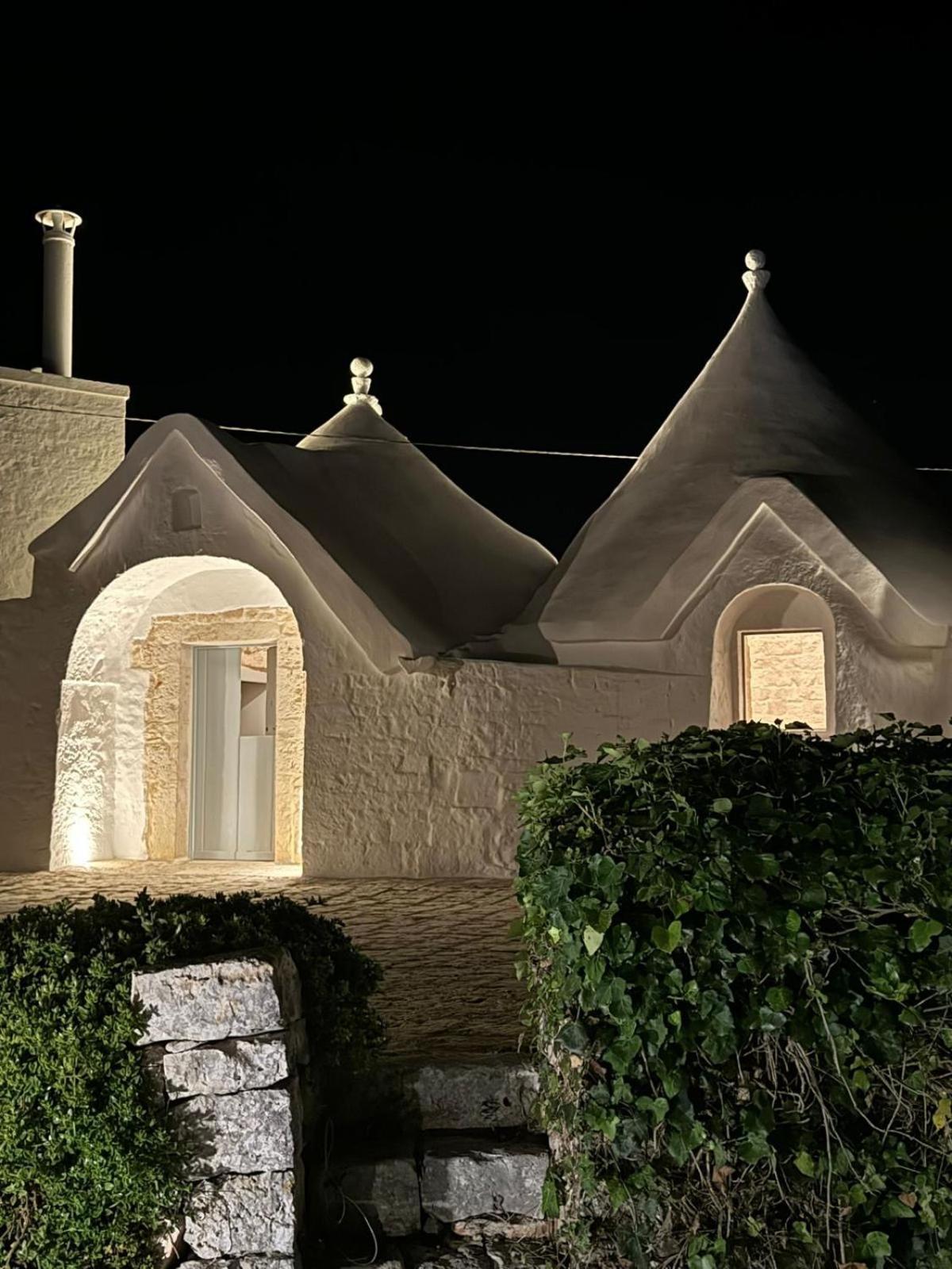 Hostal Trulli In Contrada - Monopoli Exterior foto
