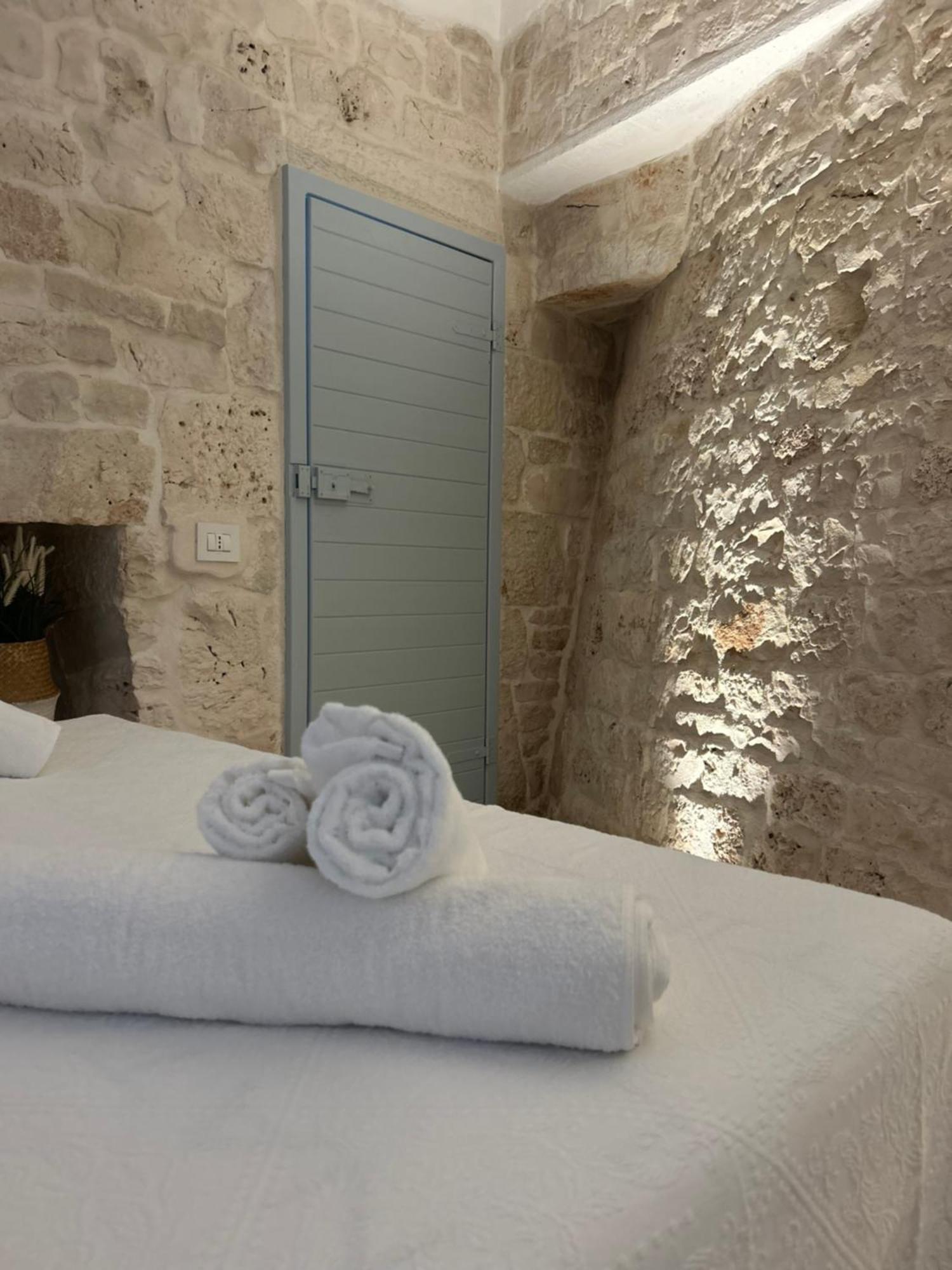 Hostal Trulli In Contrada - Monopoli Exterior foto