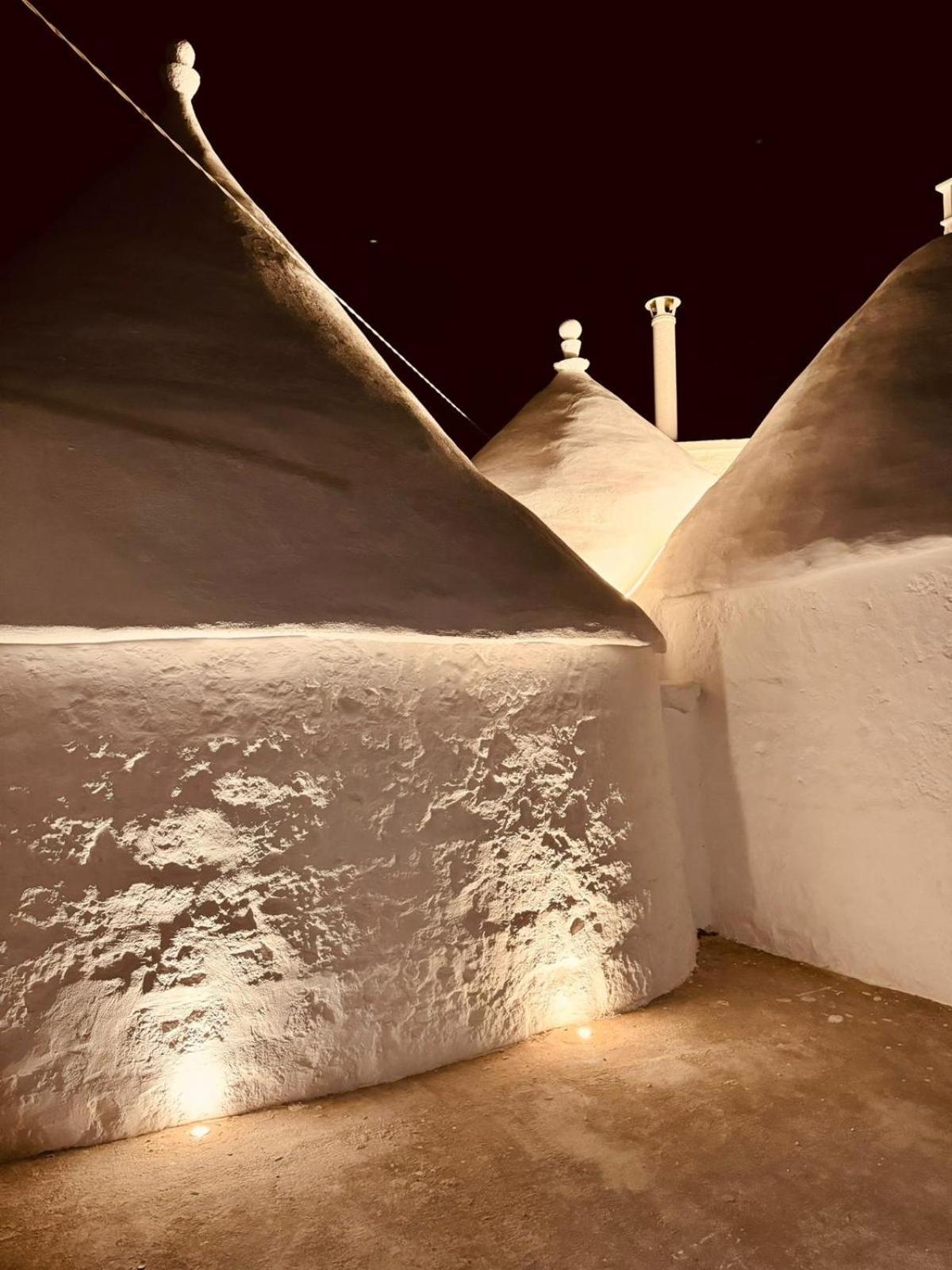 Hostal Trulli In Contrada - Monopoli Exterior foto