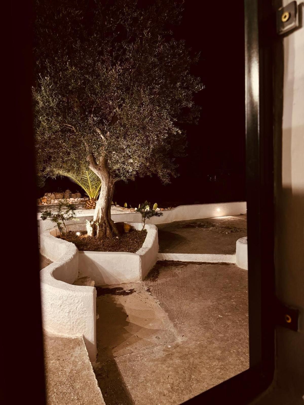 Hostal Trulli In Contrada - Monopoli Exterior foto